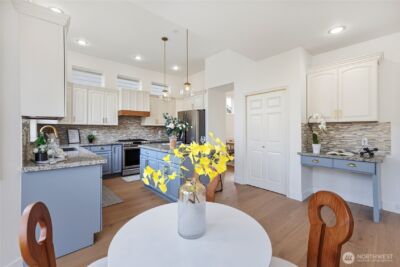536 237th Avenue SE, Sammamish, WA 98074 - Photo 16