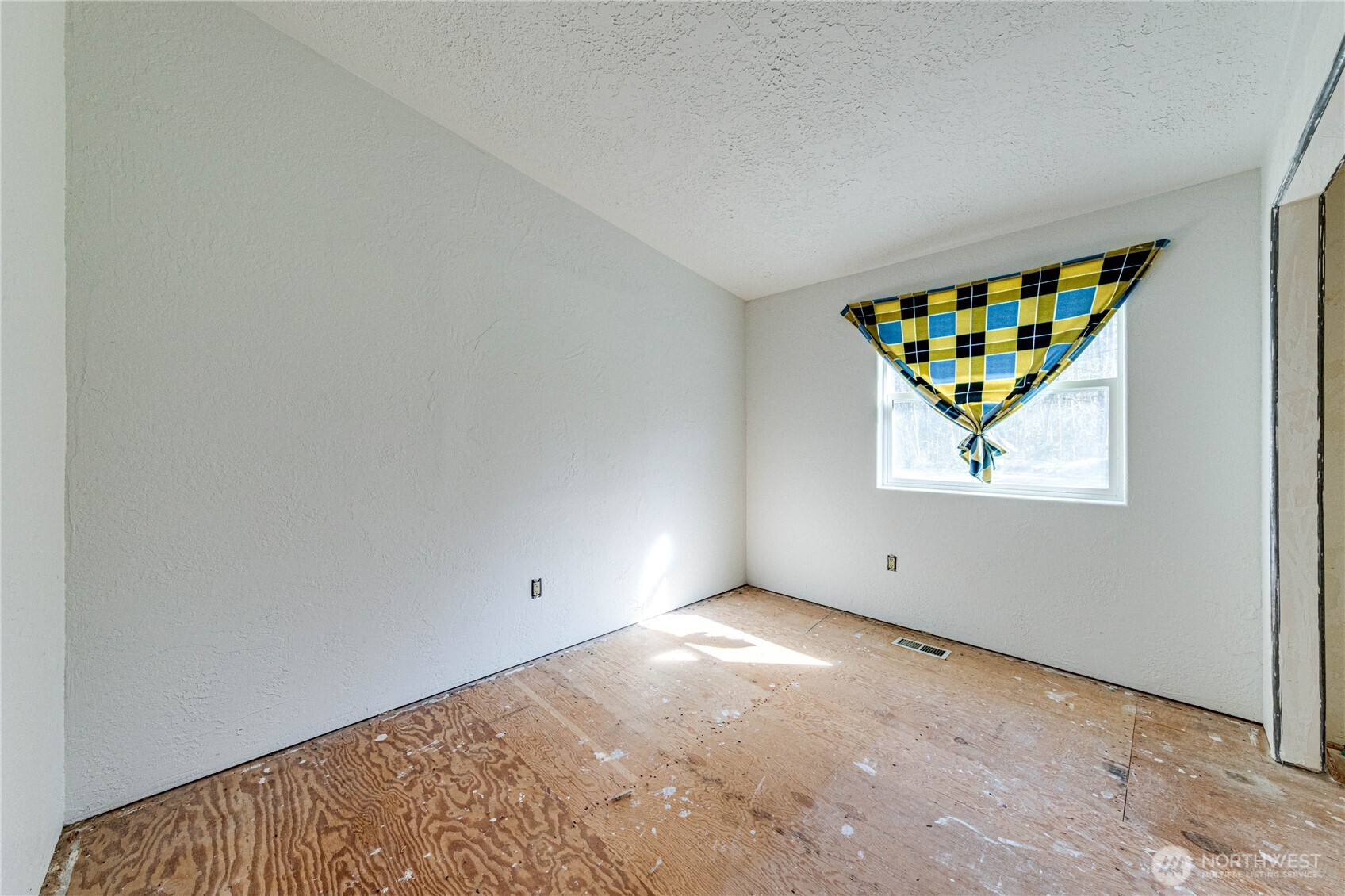 3962 Deer Park Road , Port Angeles, WA 98362