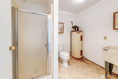3962 Deer Park Road , Port Angeles, WA 98362 - Photo 30