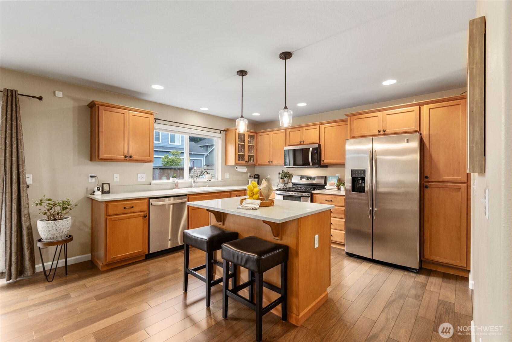 20025 SE 260th Place , Covington, WA 98042