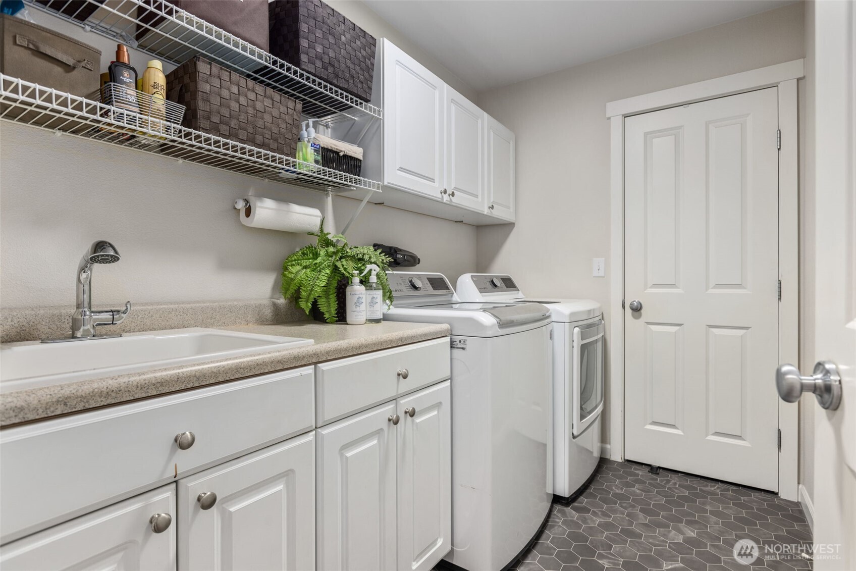 20025 SE 260th Place , Covington, WA 98042