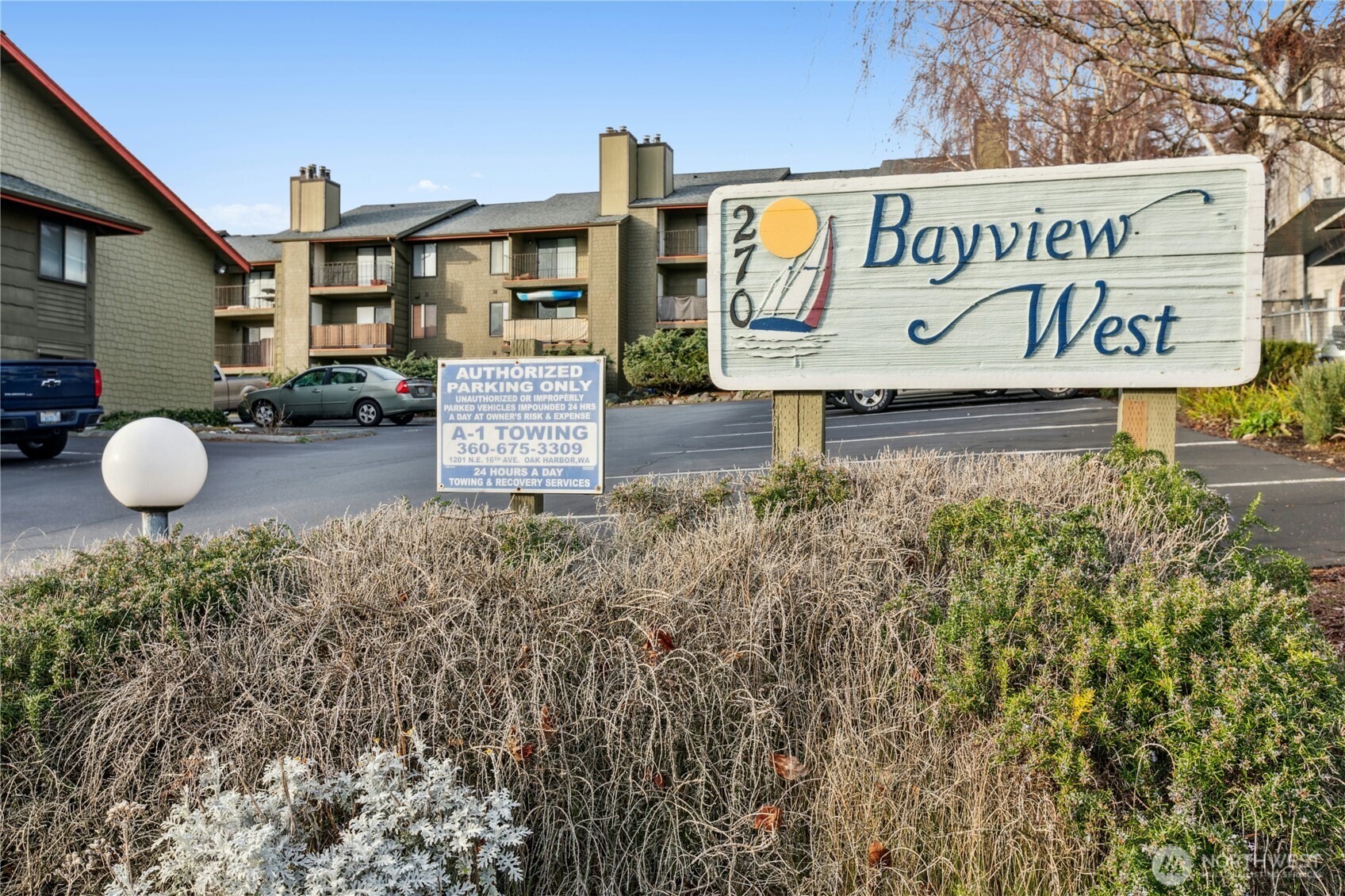 270 SE Barrington Drive #B203, Oak Harbor, WA 98277