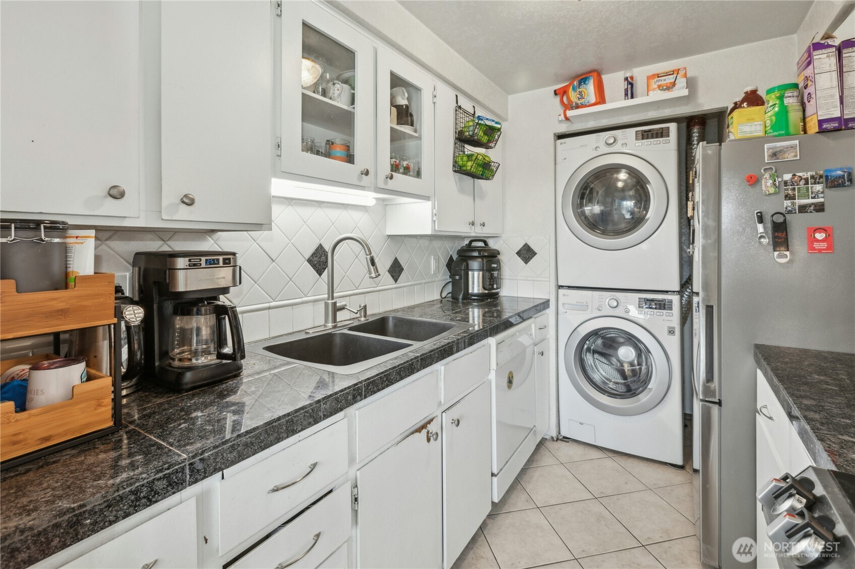 270 SE Barrington Drive #B203, Oak Harbor, WA 98277