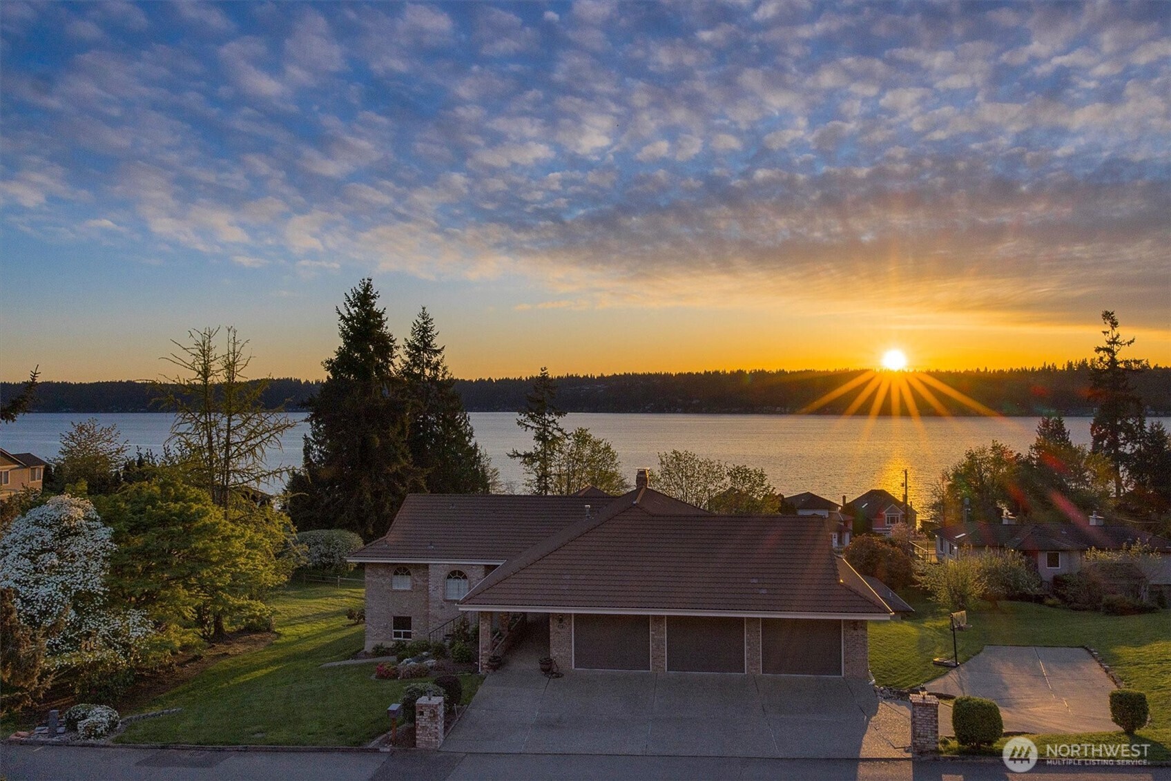 514 205th Avenue NE, Sammamish, WA 98074