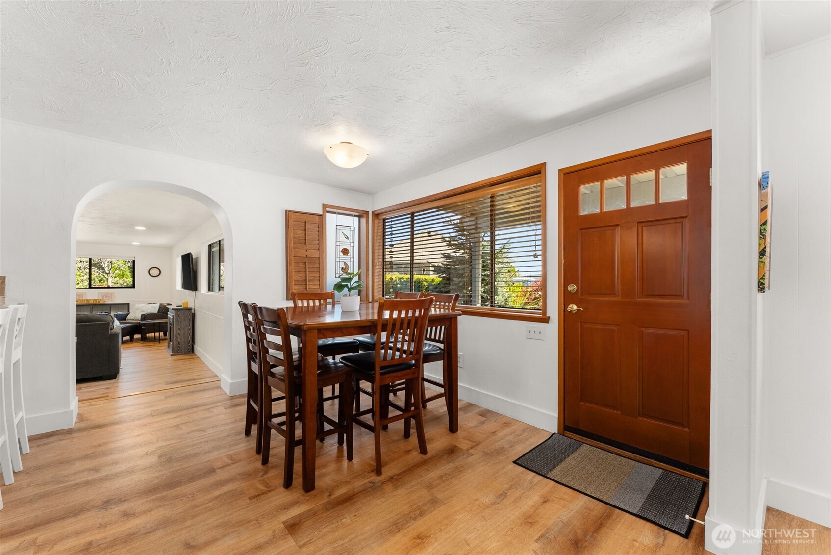 8331 E State Route 106 , Union, WA 98592