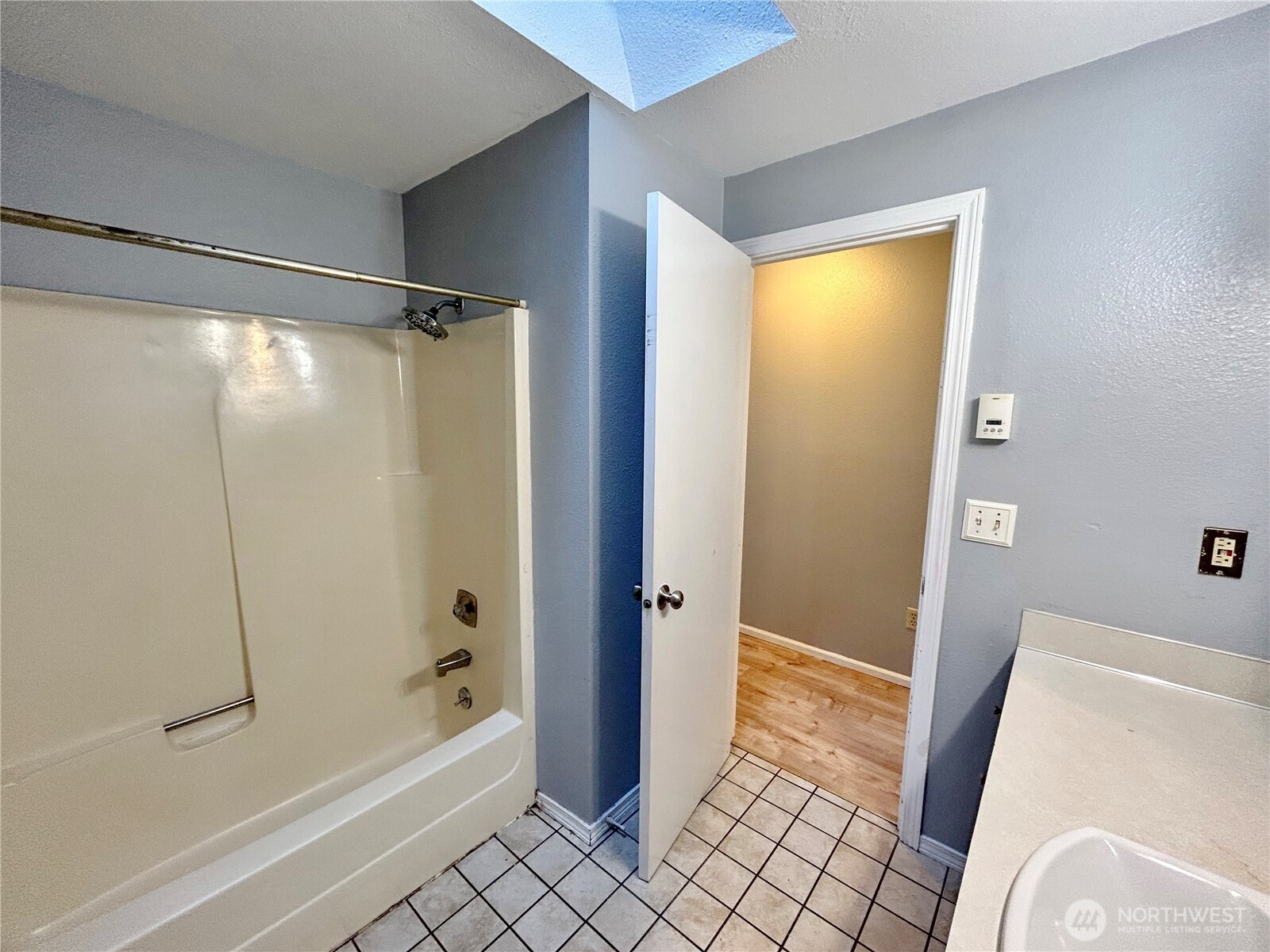 7305 38th Loop SE, Lacey, WA 98503