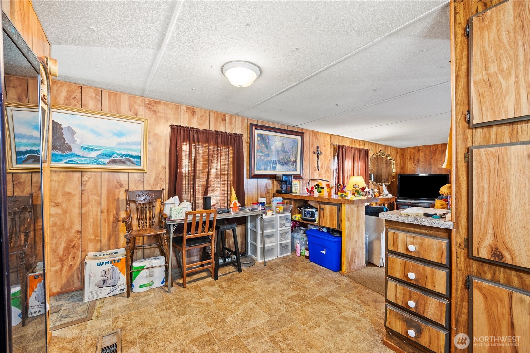 6630 Nelson Street , West Richland, WA 99353