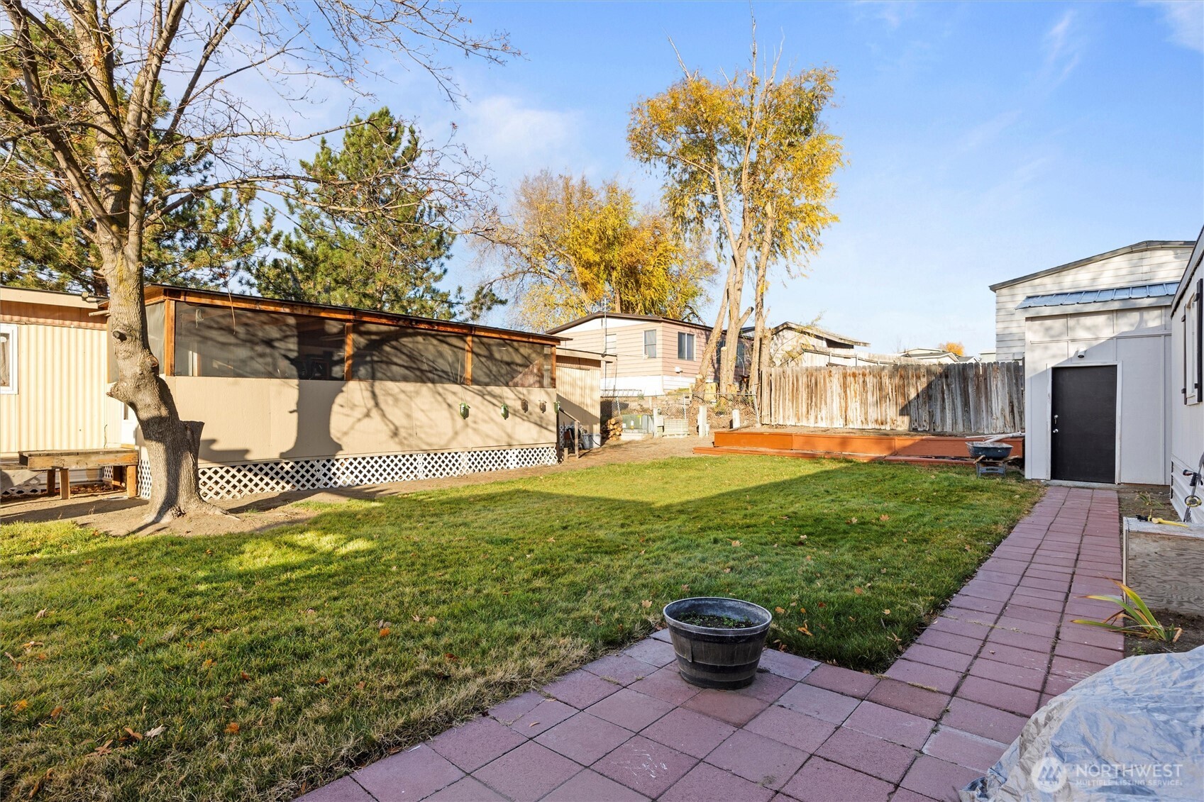 6630 Nelson Street , West Richland, WA 99353