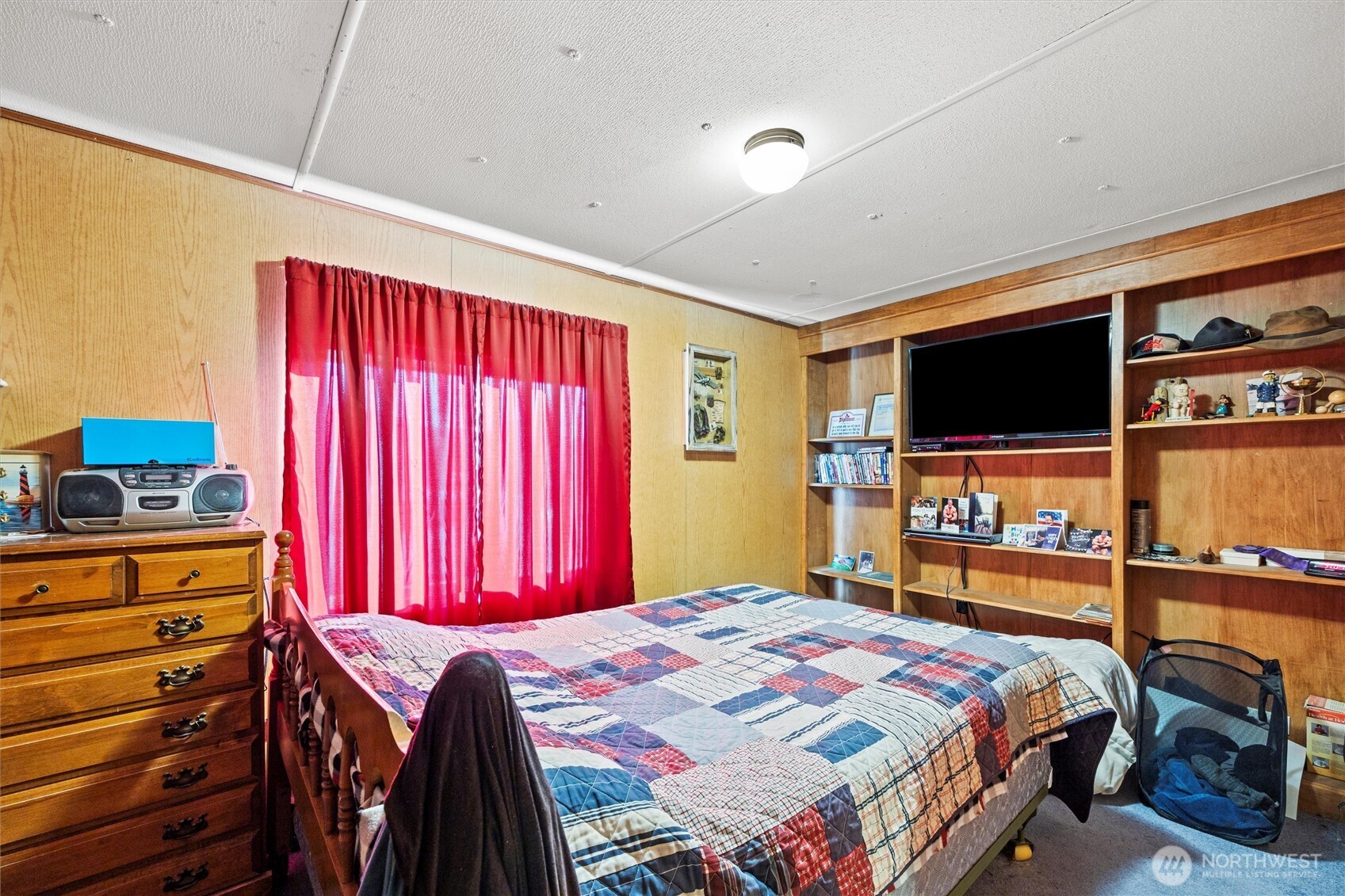 6630 Nelson Street , West Richland, WA 99353