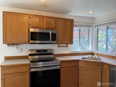 23960 58th Court #D-1, Kent, WA 99032 - Photo 3