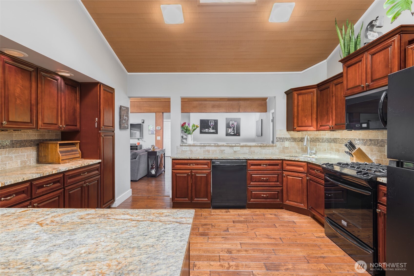 28313 183rd Avenue SE, Kent, WA 98042