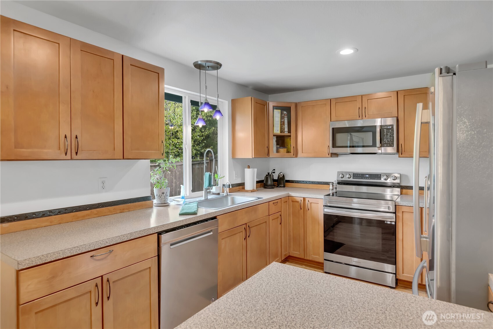 2419 Carlsbad Court , Puyallup, WA 98374