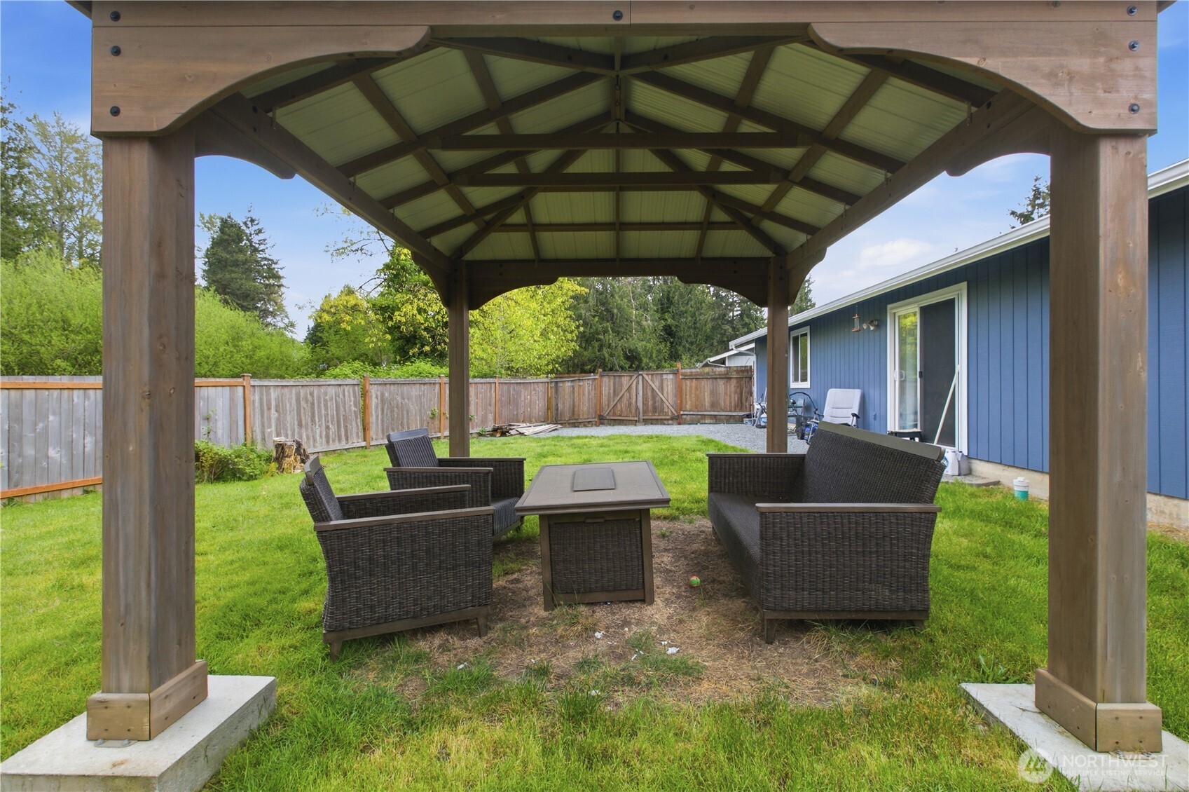 2419 Carlsbad Court , Puyallup, WA 98374