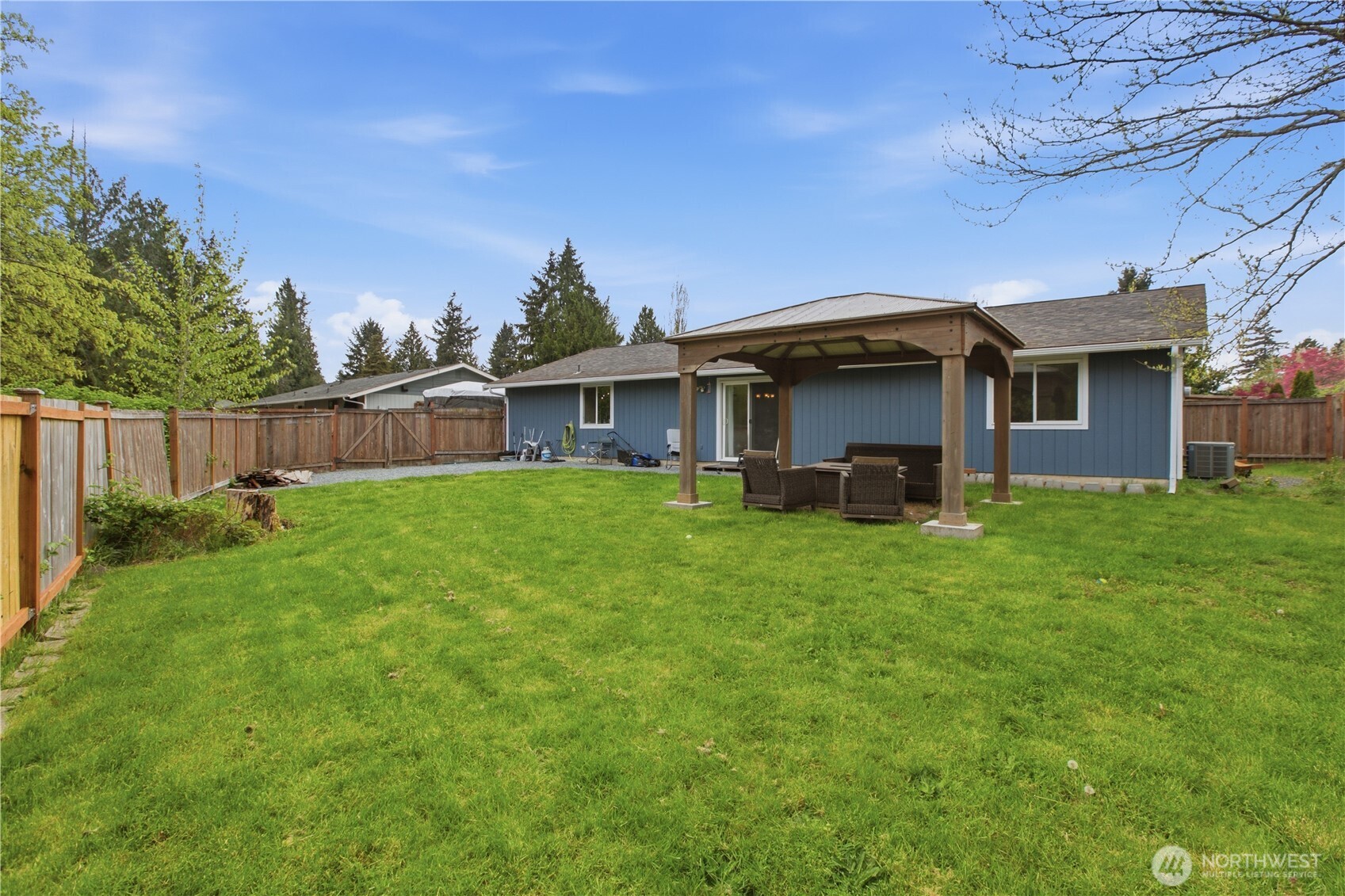 2419 Carlsbad Court , Puyallup, WA 98374