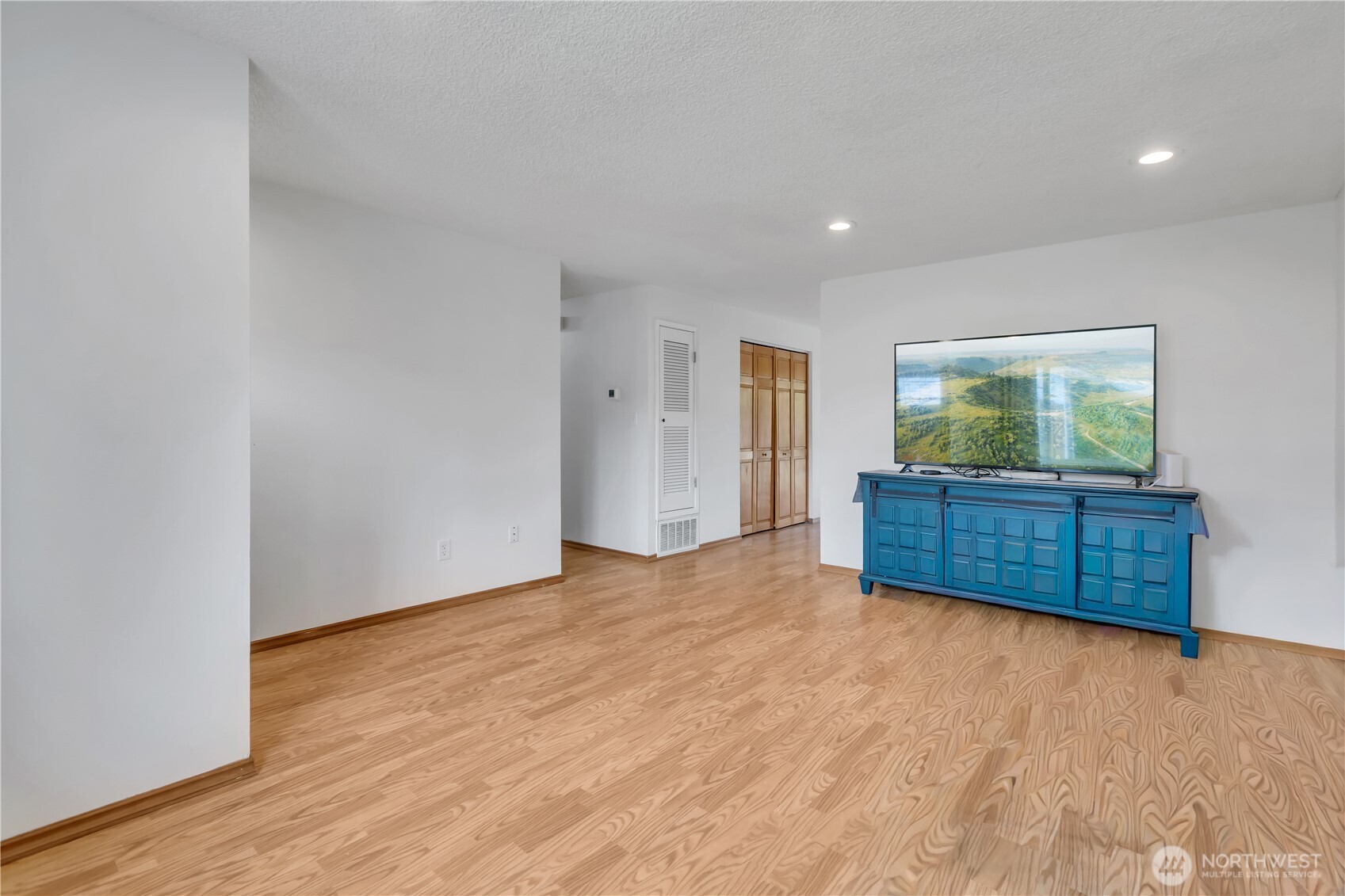 2419 Carlsbad Court , Puyallup, WA 98374