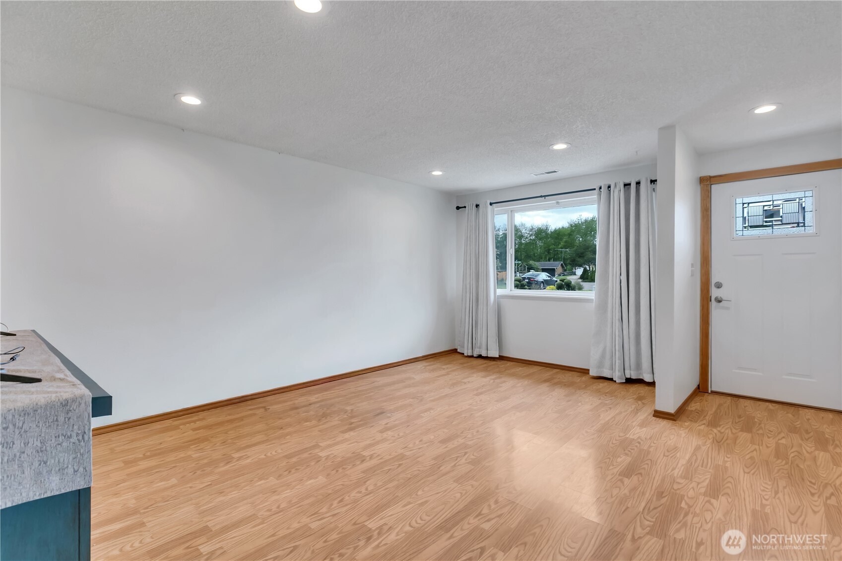 2419 Carlsbad Court , Puyallup, WA 98374
