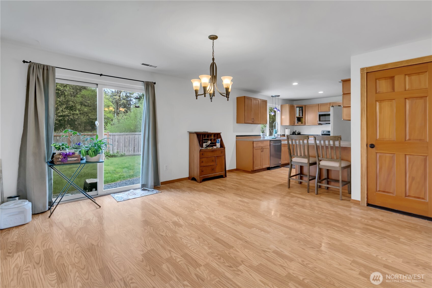 2419 Carlsbad Court , Puyallup, WA 98374