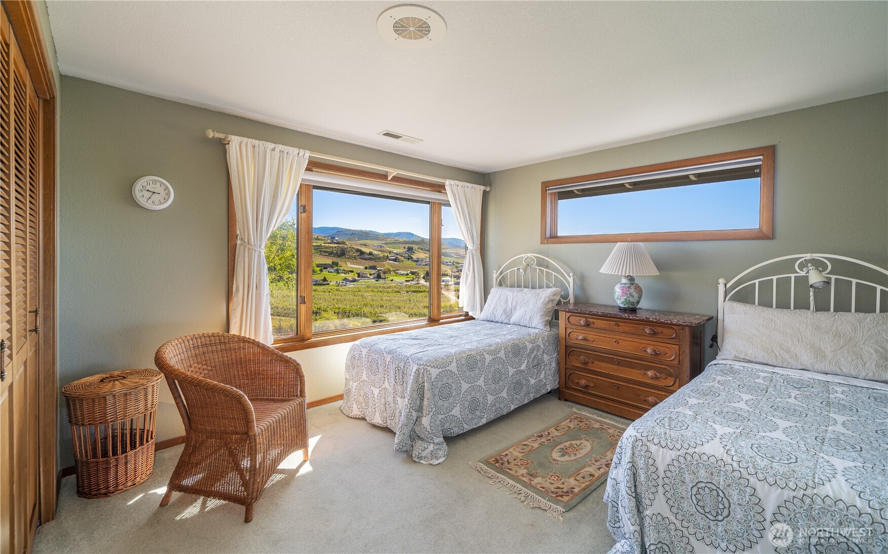 265 Proctor Blvd , Manson, WA 98831