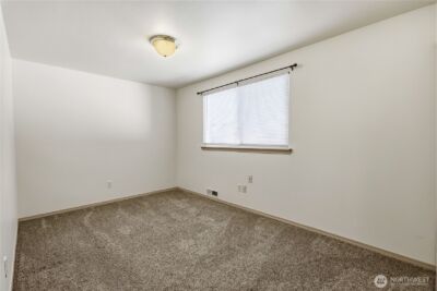 368 NW Grandstand Street , Bremerton, WA 98311 - Photo 20