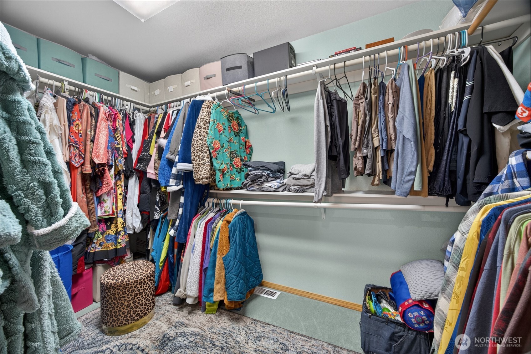 654 E Oak Tree Circle , Sequim, WA 98382