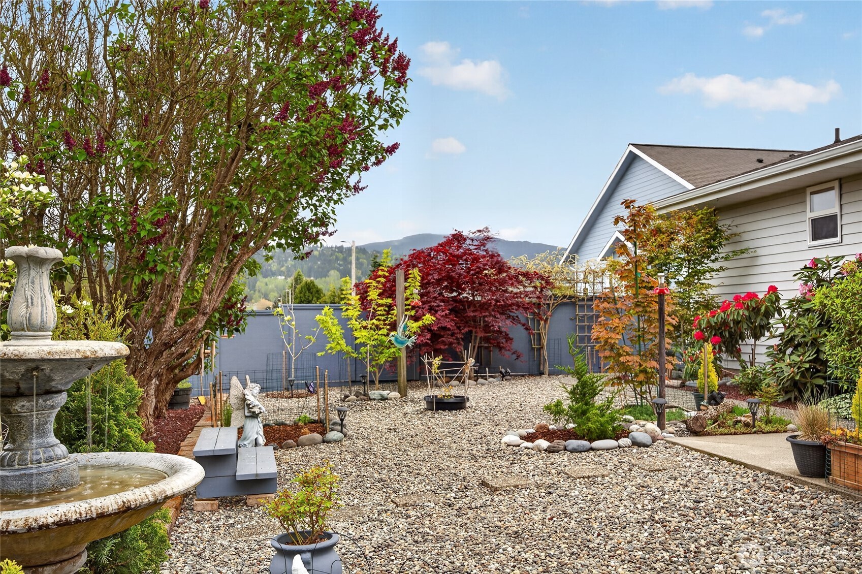 654 E Oak Tree Circle , Sequim, WA 98382