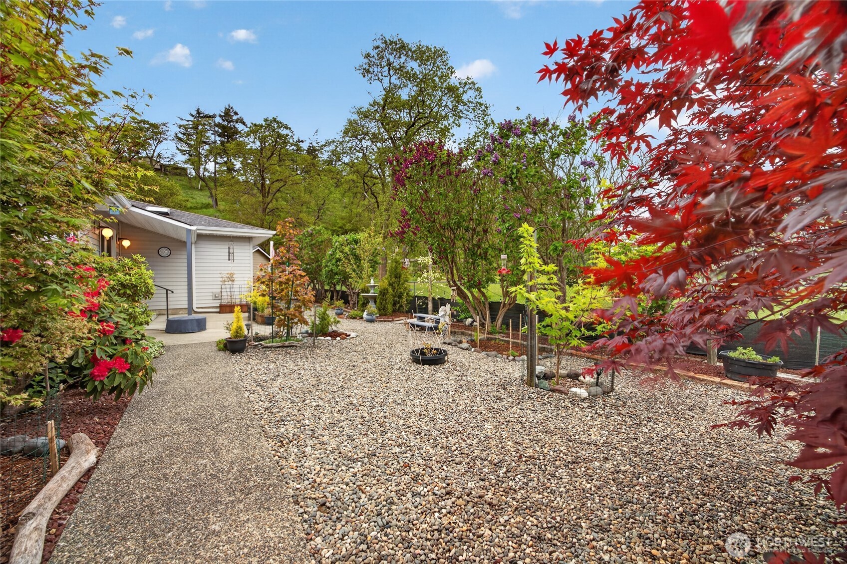 654 E Oak Tree Circle , Sequim, WA 98382