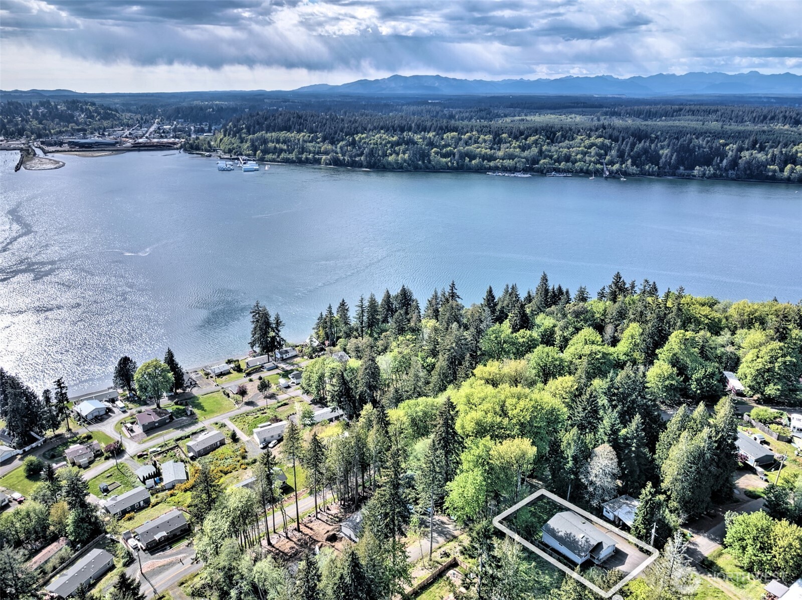 150 E Panorama Drive , Shelton, WA 98584