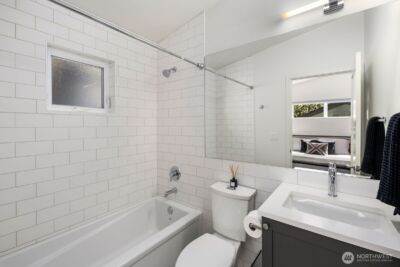 4028 5th Avenue NE, Seattle, WA 98105 - Photo 28