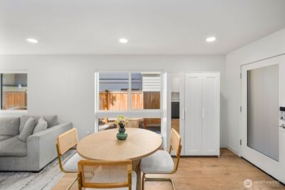 4028 5th Avenue NE, Seattle, WA 98105 - Photo 6