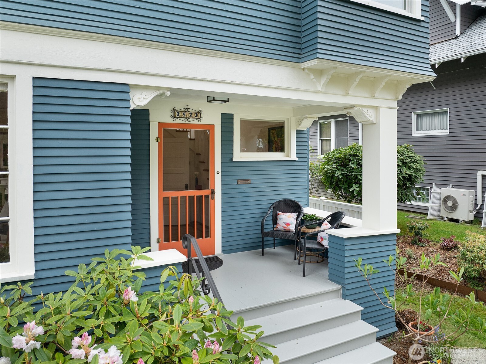 2523 32nd Avenue S, Seattle, WA 98144