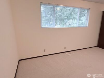 306 146th Place NE, Bellevue, WA 98007 - Photo 4