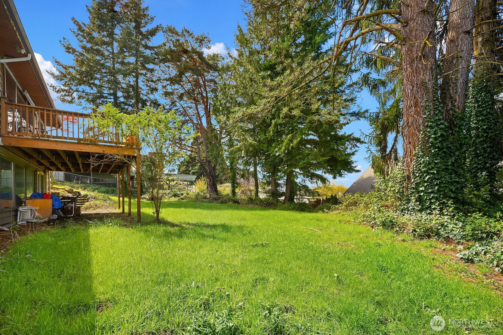 3737 Park Avenue N, Renton, WA 98056