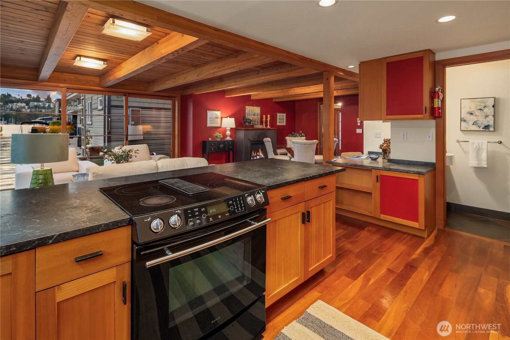 2339 Fairview Avenue E #L, Seattle, WA 98102