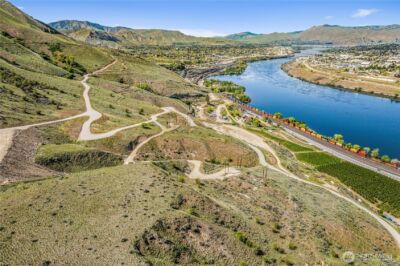 1501 Lot B Malaga Alcoa Highway , Wenatchee, WA 98801 - Photo 2
