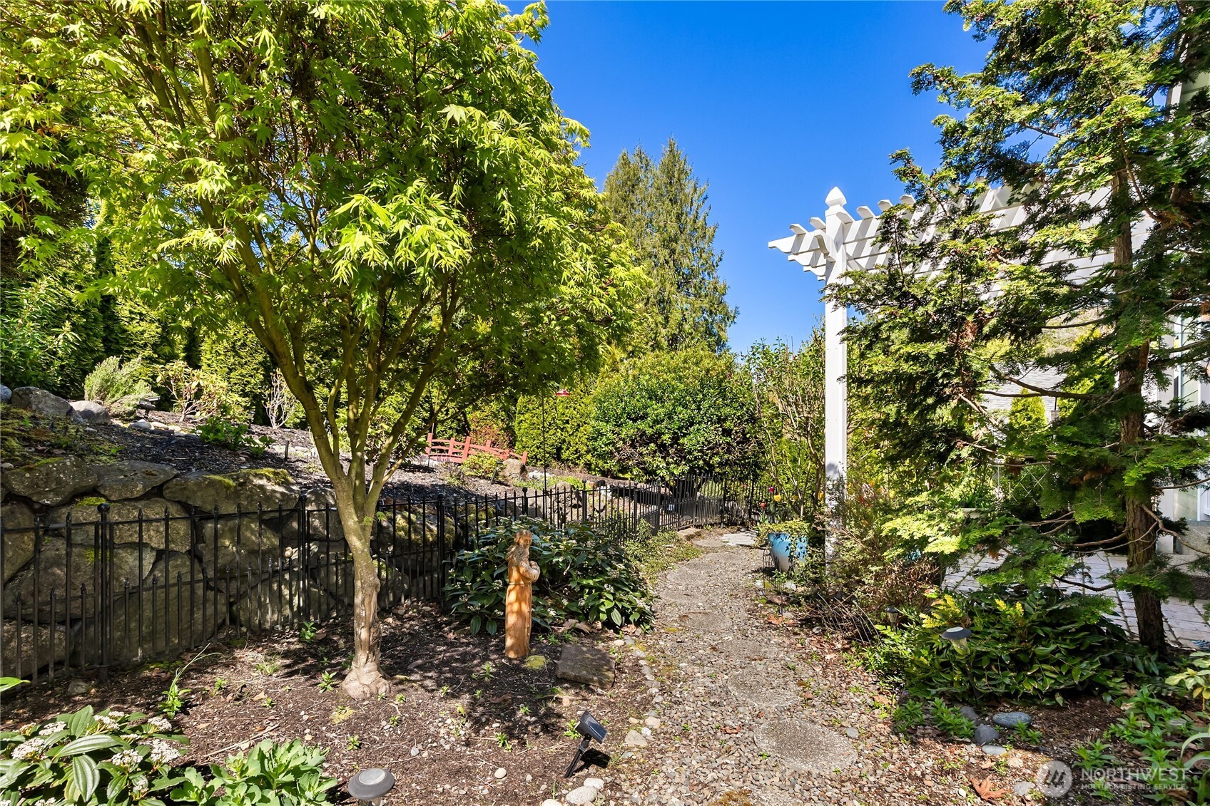 20367 Fortune Place NE, Poulsbo, WA 98370