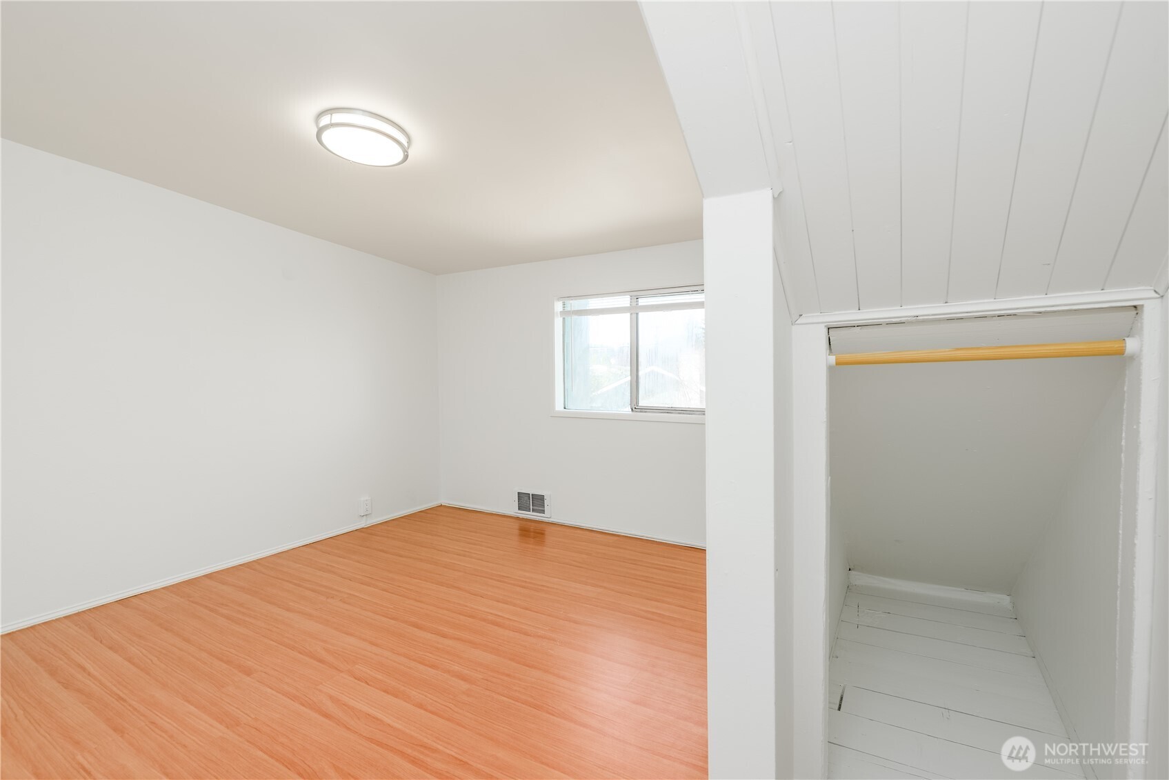 405 W Spruce Street , Sequim, WA 98362