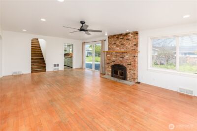 405 W Spruce Street , Sequim, WA 98362 - Photo 3