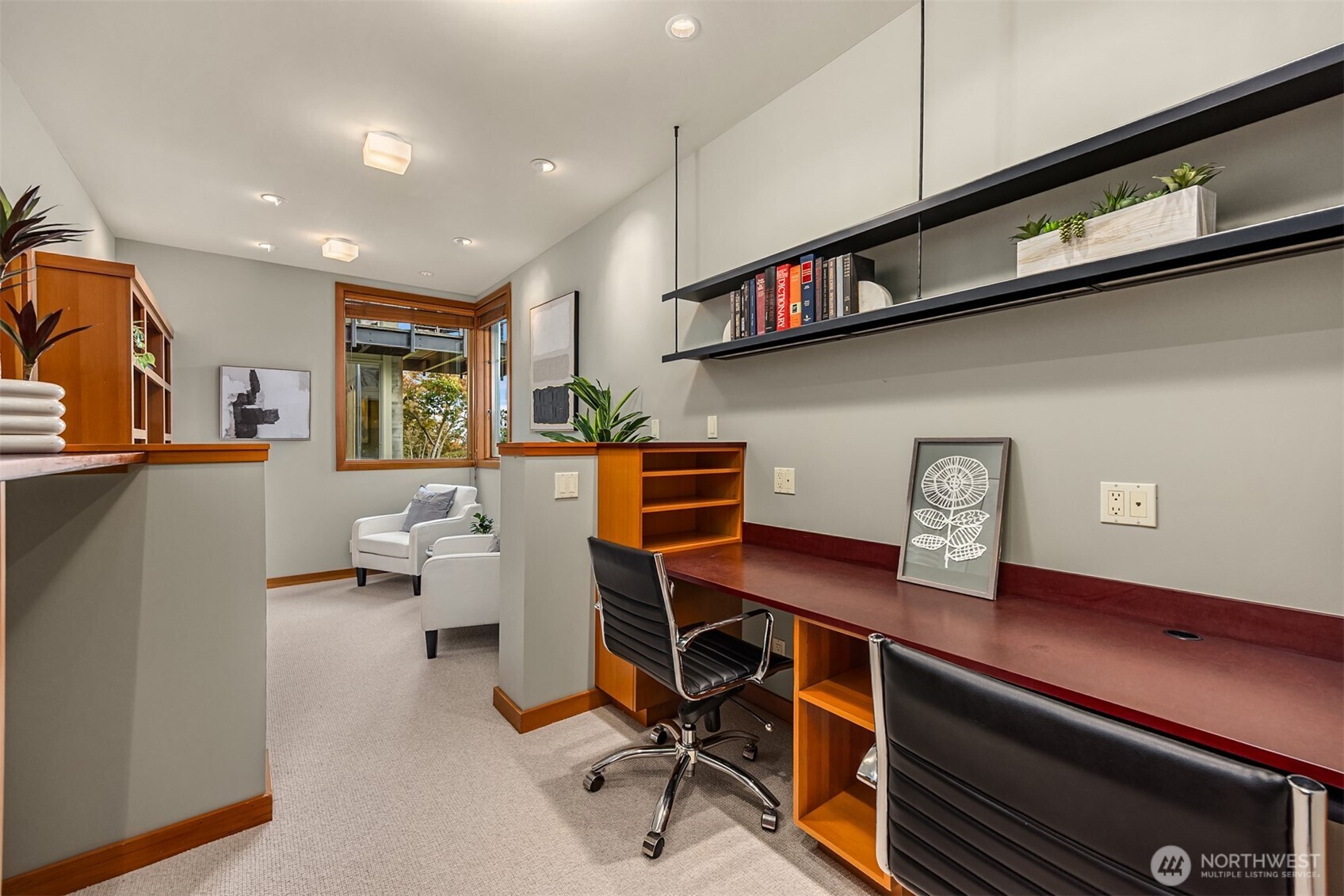 10403 NE Seaborn Road , Bainbridge Island, WA 98110-3173