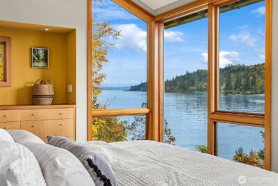 10403 NE Seaborn Road , Bainbridge Island, WA 98110-3173 - Photo 22
