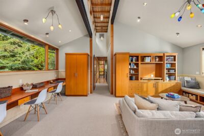 10403 NE Seaborn Road , Bainbridge Island, WA 98110-3173 - Photo 24