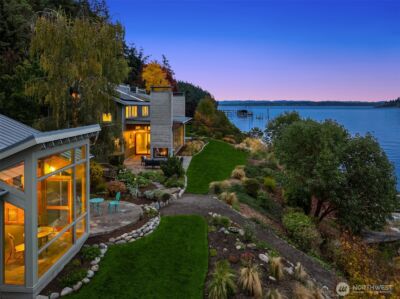 10403 NE Seaborn Road , Bainbridge Island, WA 98110-3173 - Photo 3