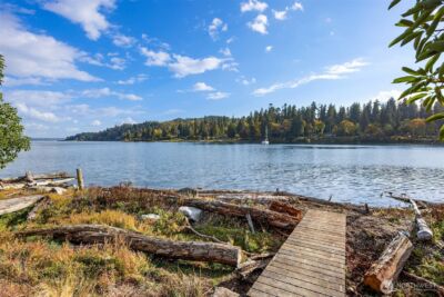 10403 NE Seaborn Road , Bainbridge Island, WA 98110-3173 - Photo 37