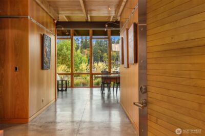 10403 NE Seaborn Road , Bainbridge Island, WA 98110-3173 - Photo 5