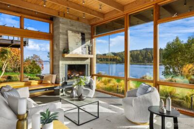 10403 NE Seaborn Road , Bainbridge Island, WA 98110-3173 - Photo 7