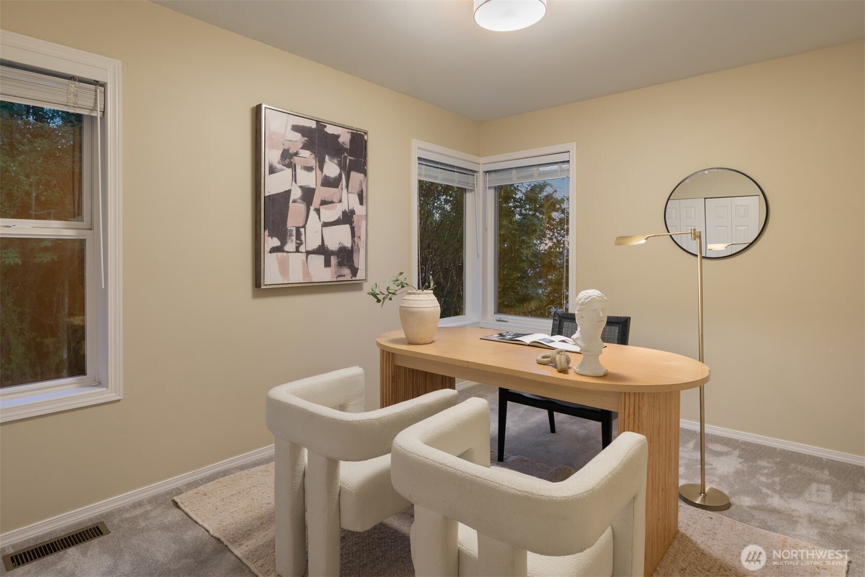 10835 Arroyo Beach Place SW, Seattle, WA 98146