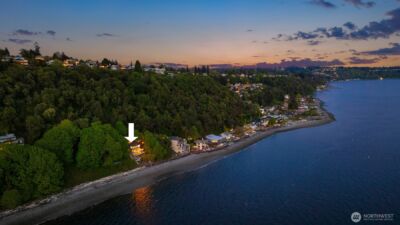 10835 Arroyo Beach Place SW, Seattle, WA 98146 - Photo 4