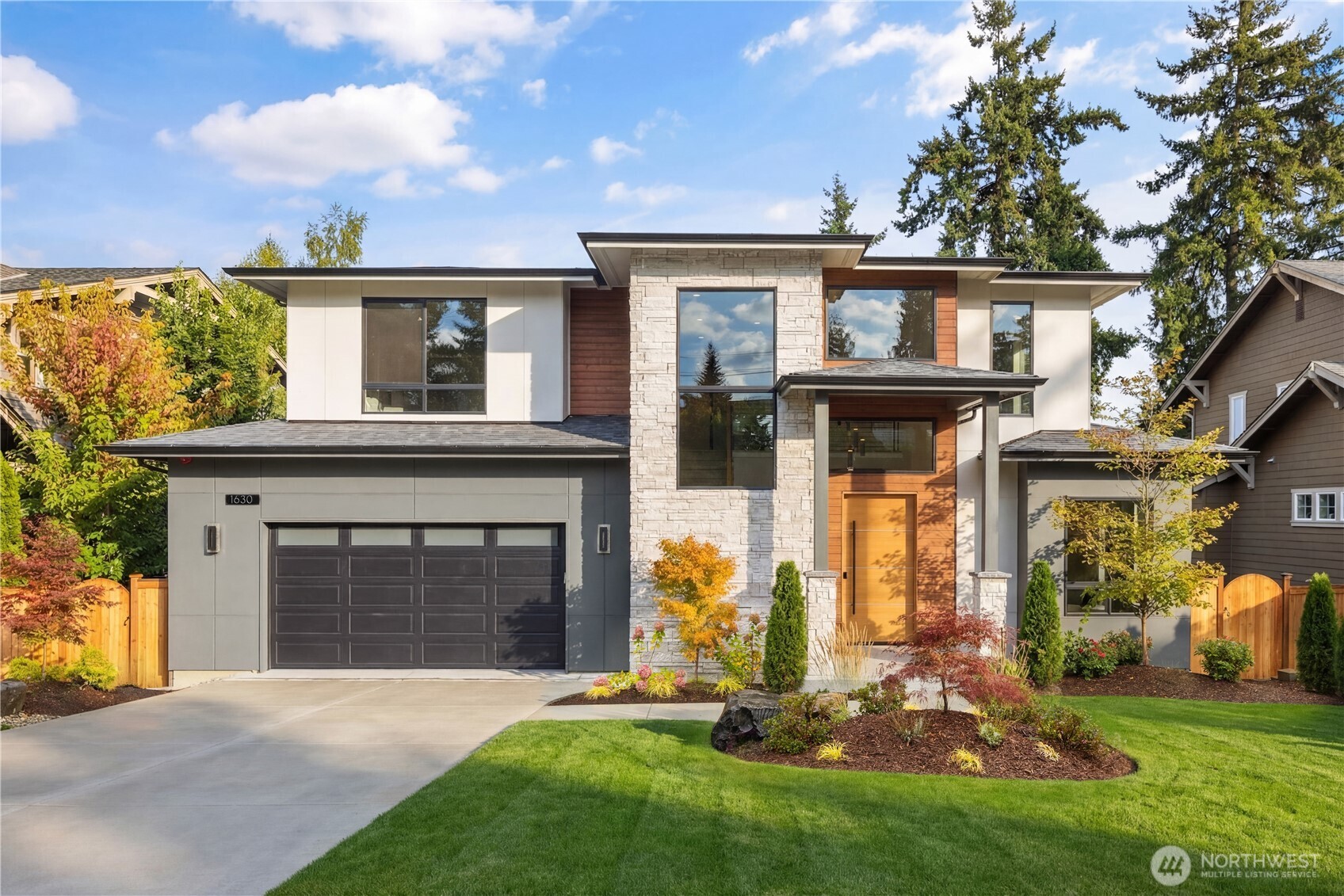 1630 104th Avenue SE, Bellevue, WA 98004