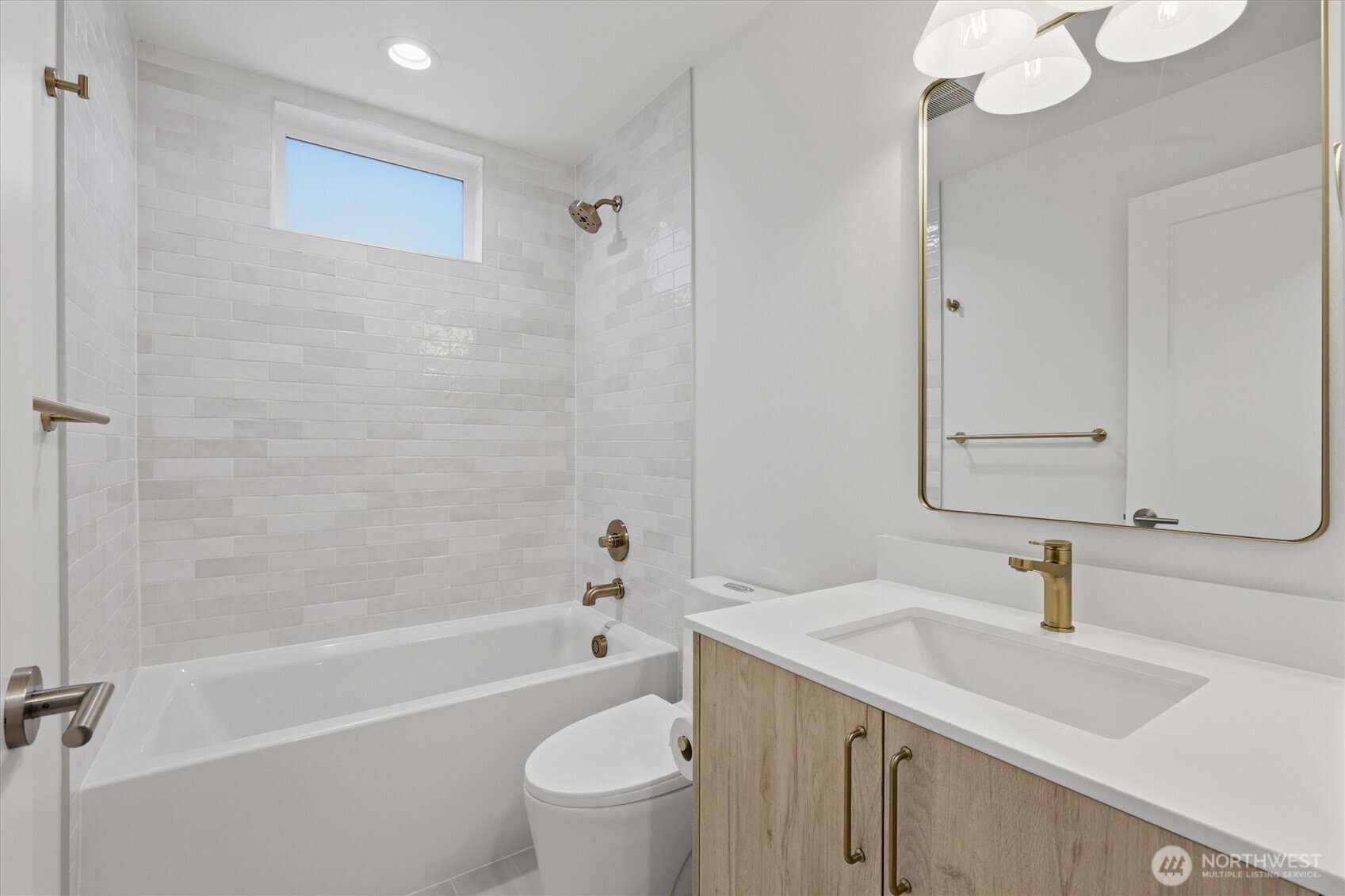 805 NW 63rd Street #A, Seattle, WA 98107