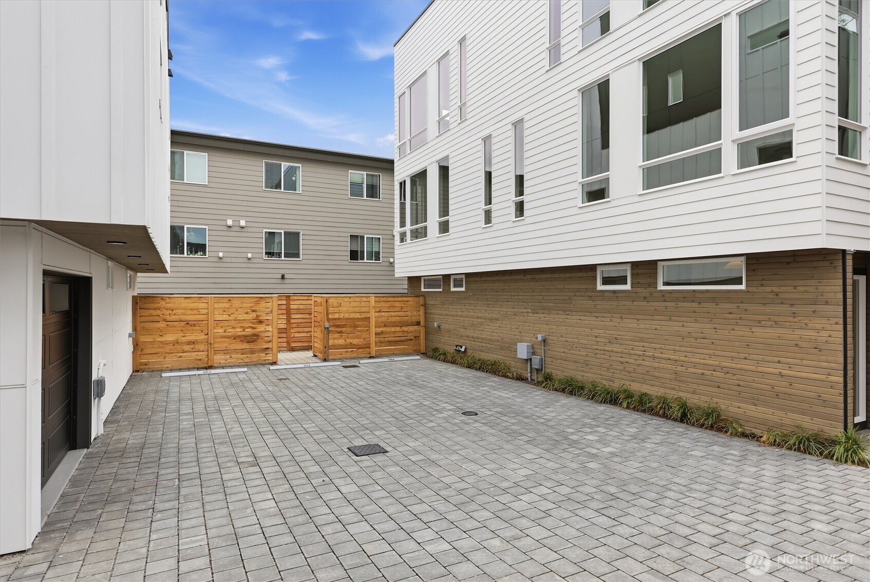 805 NW 63rd Street #A, Seattle, WA 98107
