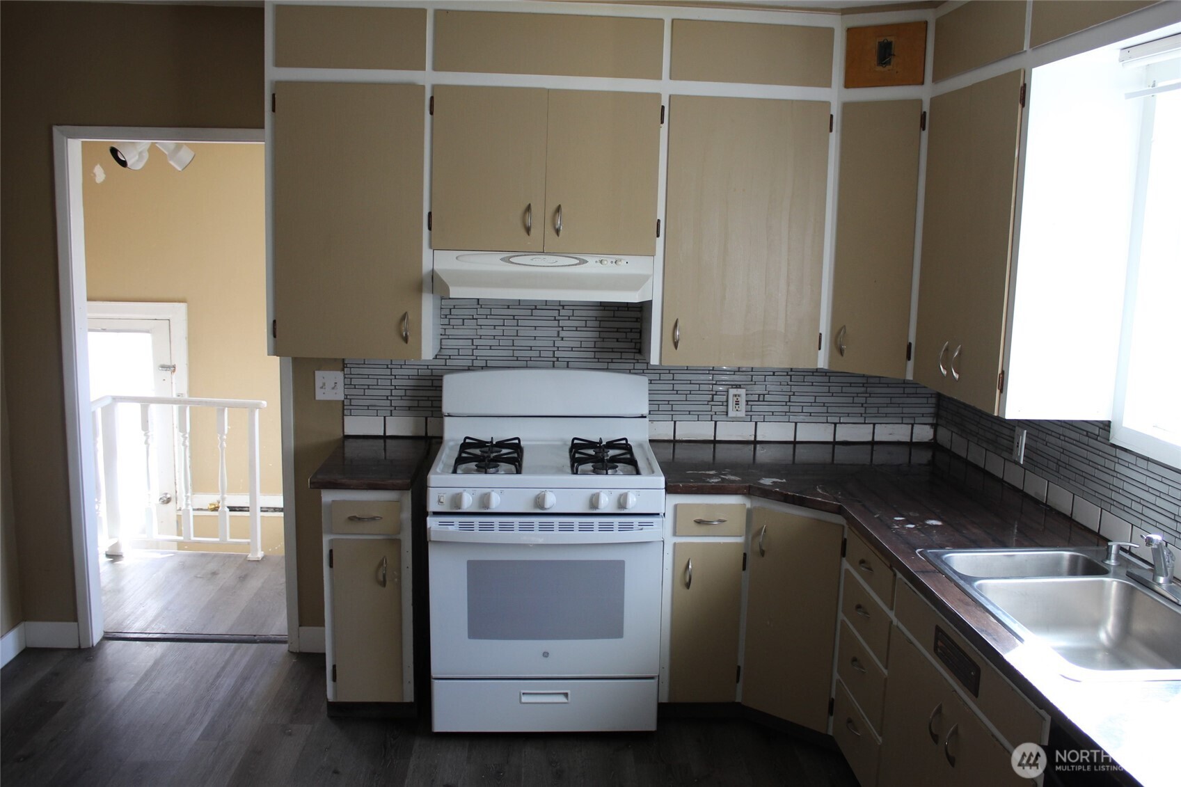104 E 5th Avenue , Ritzville, WA 99169
